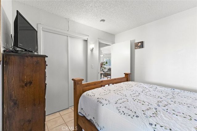 16116 Cajon, Hesperia, CA 92345