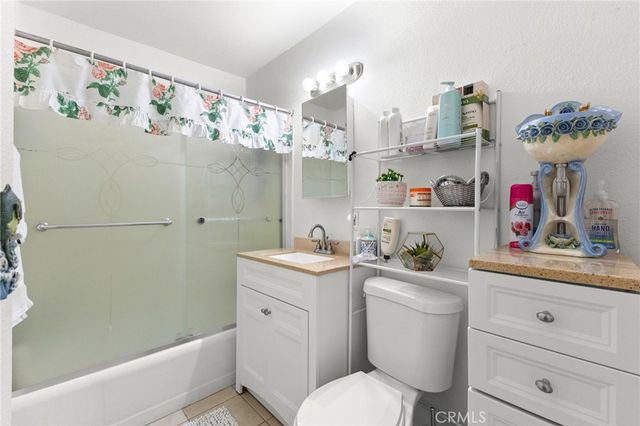 16116 Cajon, Hesperia, CA 92345