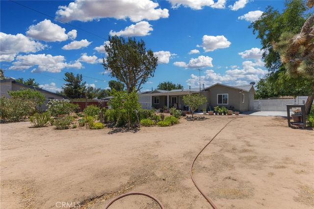 16116 Cajon, Hesperia, CA 92345