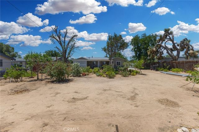 16116 Cajon, Hesperia, CA 92345