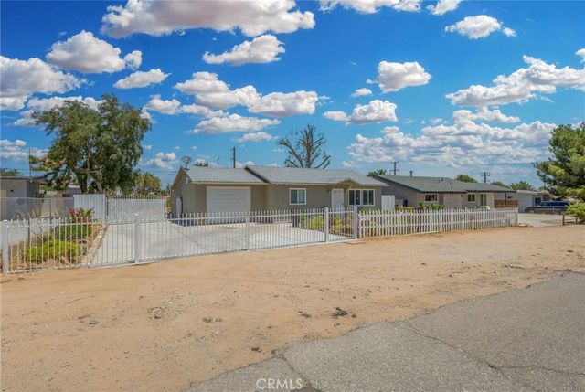 16116 Cajon, Hesperia, CA 92345