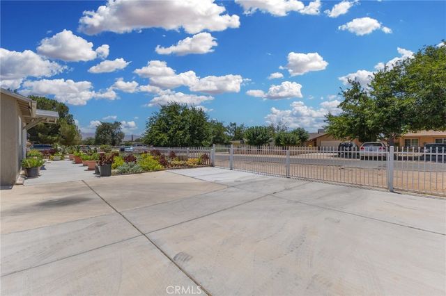 16116 Cajon, Hesperia, CA 92345