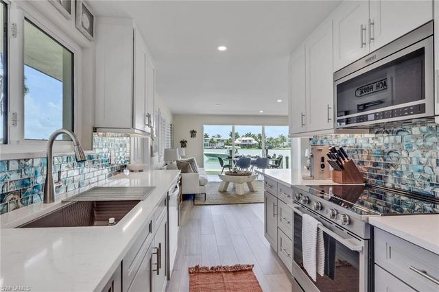 2500 Gulf Shore BLVD N S10, Naples, FL 34103