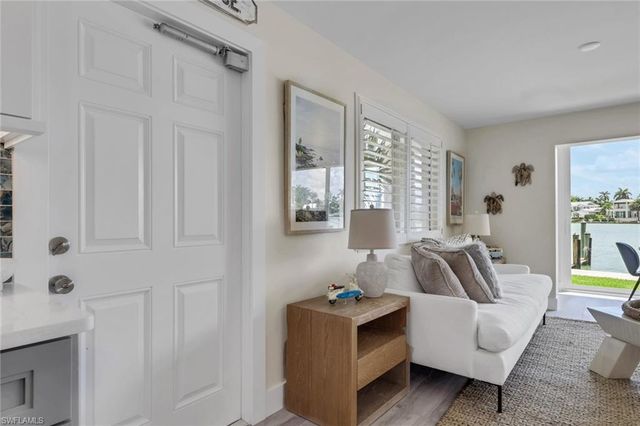 2500 Gulf Shore BLVD N S10, Naples, FL 34103