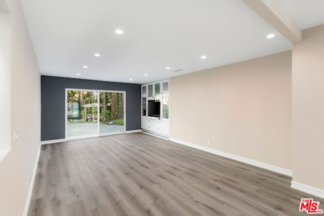 164 N Willaman Drive, Beverly Hills, CA 90211