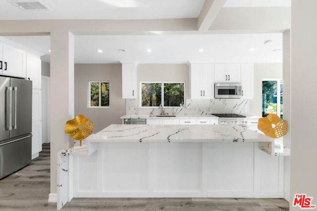 164 N Willaman Drive, Beverly Hills, CA 90211