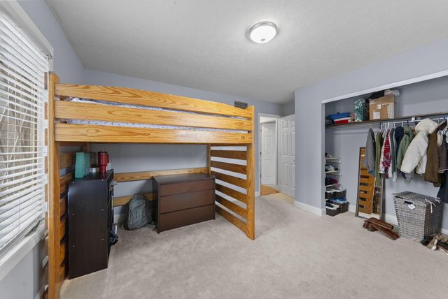 7680 Foxboro Lane, Columbus, OH 43235