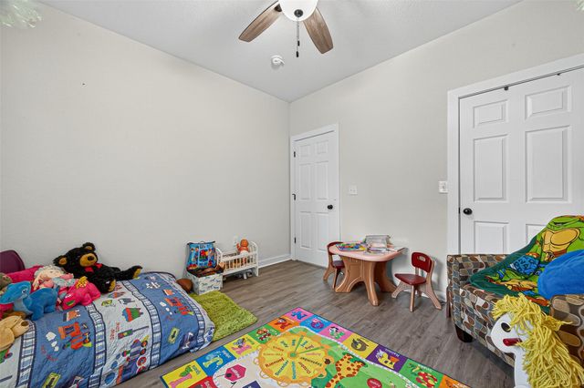 502 Tall Timber Drive, West Columbia, TX 77486