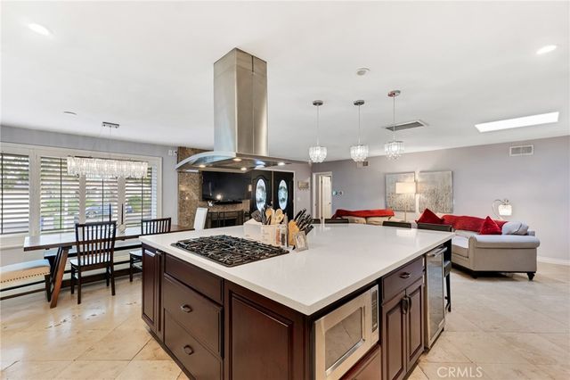 8009 Lena Ave, West Hills, CA 91304