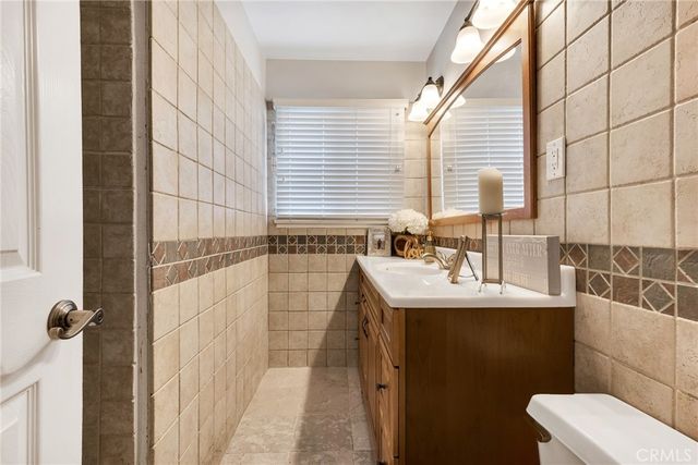 8009 Lena Ave, West Hills, CA 91304