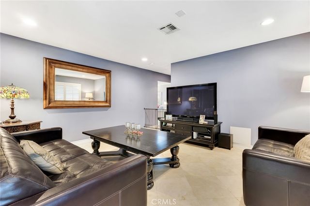 8009 Lena Ave, West Hills, CA 91304