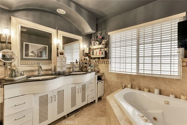 8009 Lena Ave, West Hills, CA 91304