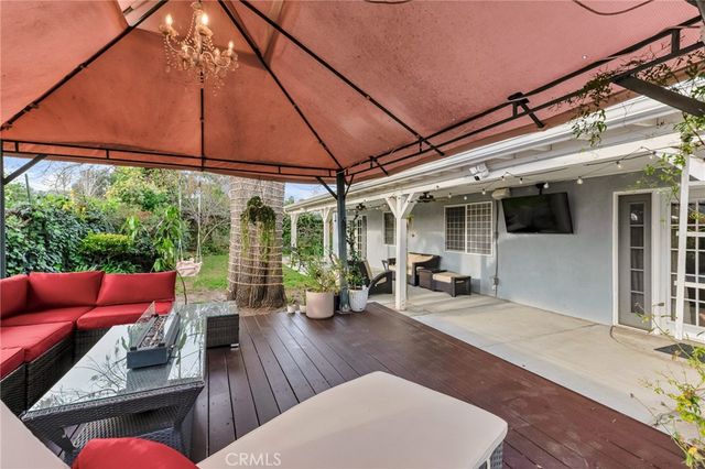 8009 Lena Ave, West Hills, CA 91304