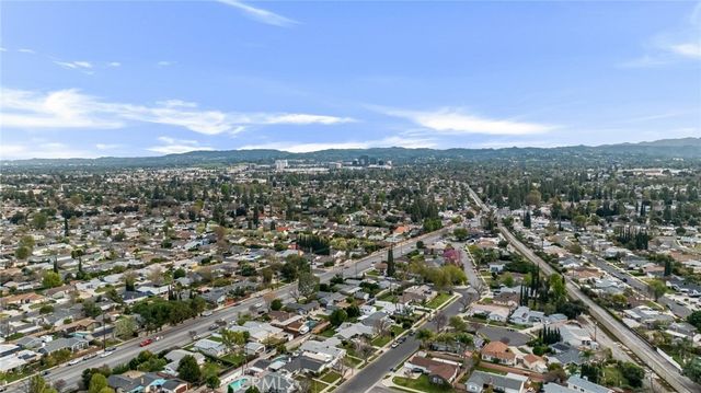 8009 Lena Ave, West Hills, CA 91304