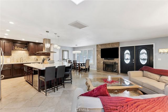 8009 Lena Ave, West Hills, CA 91304