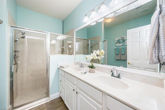 14214 Manchester DR, Naples, FL 34114