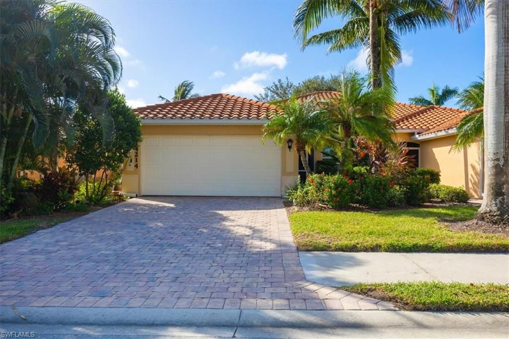 14214 Manchester DR, Naples, FL 34114