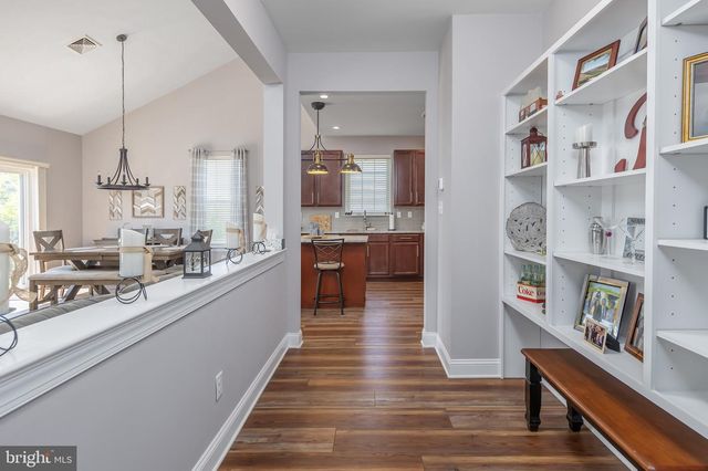 179 EISENHOWER DR, Swedesboro, NJ 08085