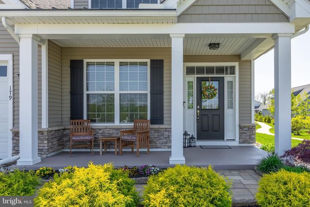 179 EISENHOWER DR, Swedesboro, NJ 08085