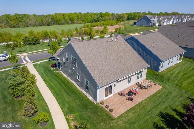 179 EISENHOWER DR, Swedesboro, NJ 08085