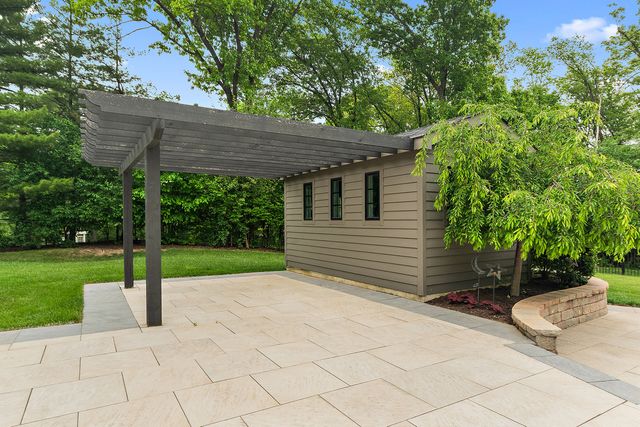15w181 87th Street, Burr Ridge, IL 60527
