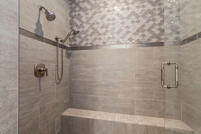 15w181 87th Street, Burr Ridge, IL 60527