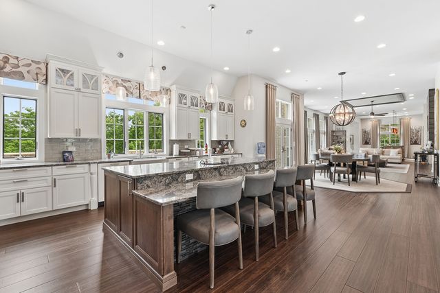 15w181 87th Street, Burr Ridge, IL 60527