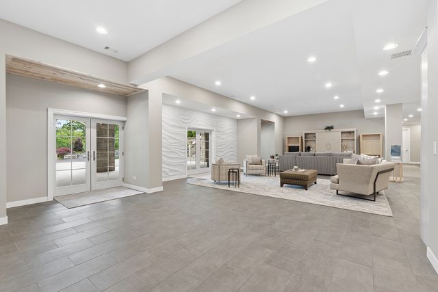 15w181 87th Street, Burr Ridge, IL 60527