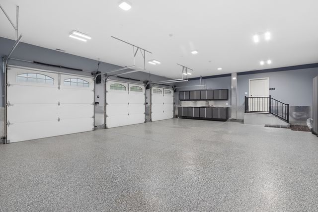 15w181 87th Street, Burr Ridge, IL 60527