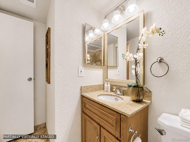 13200 E Jewell Avenue 104, Aurora, CO 80012