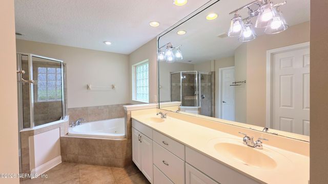 516 W DANDRIDGE Lane, St. Johns, FL 32259