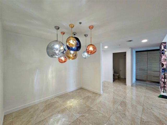 17301 Biscayne Boulevard 406, North Miami Beach, FL 33160