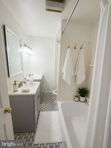 747 CARROLL ST, Baltimore, MD 21230