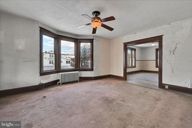 200 W MAIN ST, Schuylkill Haven, PA 17972