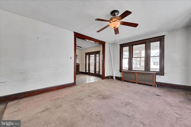 200 W MAIN ST, Schuylkill Haven, PA 17972