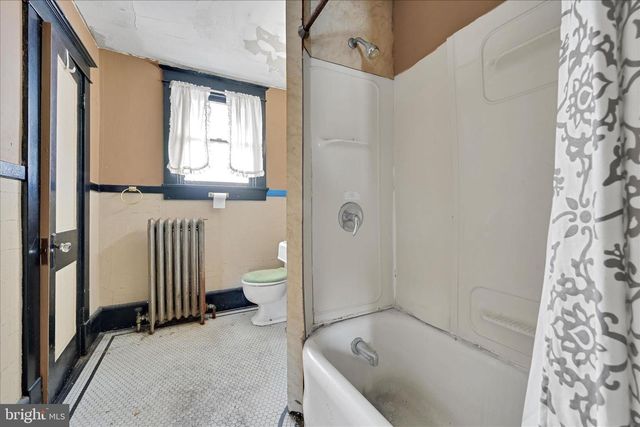 200 W MAIN ST, Schuylkill Haven, PA 17972