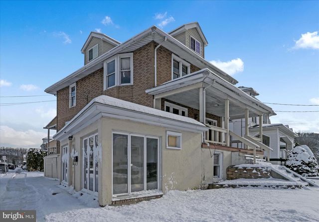 200 W MAIN ST, Schuylkill Haven, PA 17972