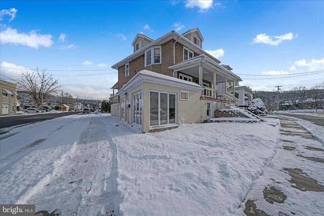 200 W MAIN ST, Schuylkill Haven, PA 17972