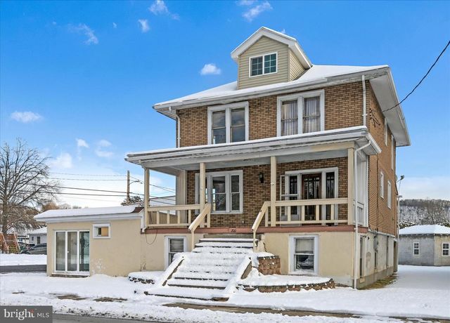 200 W MAIN ST, Schuylkill Haven, PA 17972