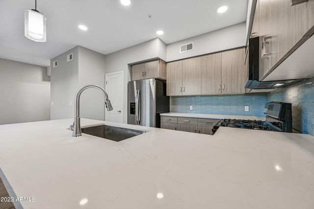 1023 W 5th Street Unit 1017, Tempe, AZ 85281