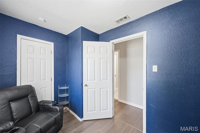 879 Twin Oak Drive, Hillsboro, MO 63050