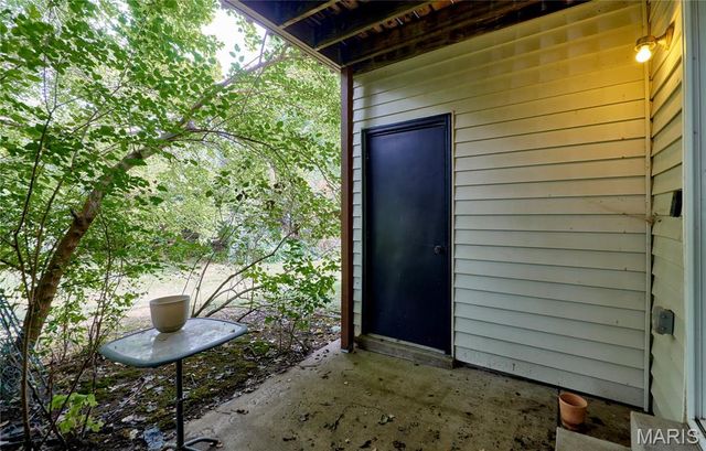 146 Old Buggy Court A, St Charles, MO 63304