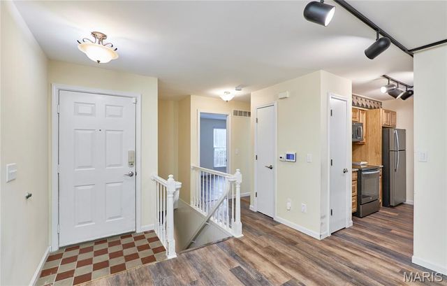 146 Old Buggy Court A, St Charles, MO 63304