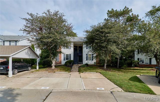 146 Old Buggy Court A, St Charles, MO 63304