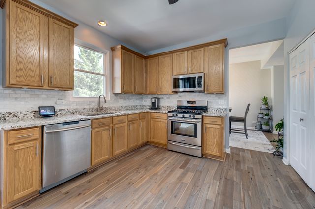 24333 W Walnut Circle, Plainfield, IL 60585