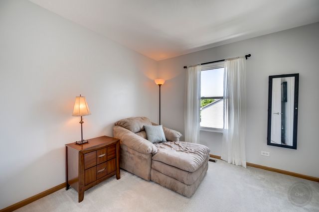 24333 W Walnut Circle, Plainfield, IL 60585