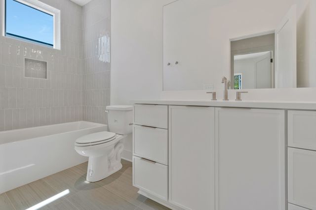 2310 Ilolo St, Nashville, TN 37207