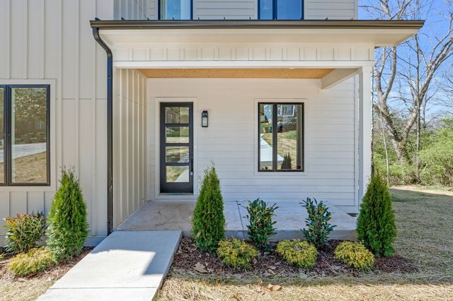 2310 Ilolo St, Nashville, TN 37207