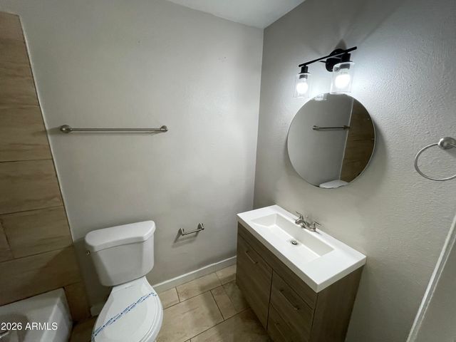 2211 N 54TH Lane, Phoenix, AZ 85035