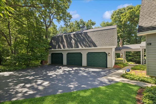 6205 Katmai Trail, Mchenry, IL 60050